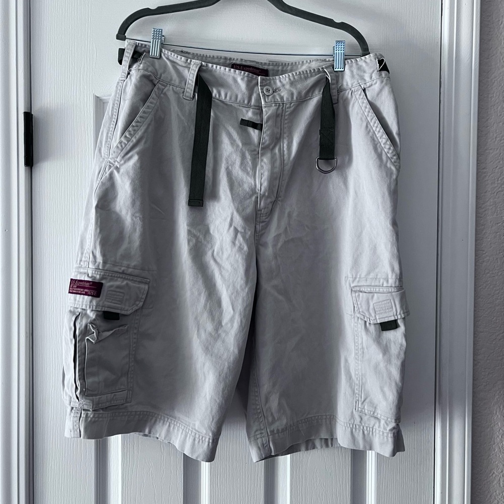 Vintage Y2K U.S. Exhibition Men's Baggy Cargo Shorts- Size 32 - Off White